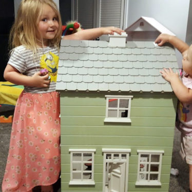 Treasure Found: Pottery Barn Westport Dollhouse